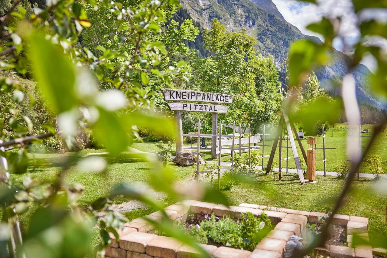 Bio Hotel Stillebach Sankt Leonhard im Pitztal Buitenkant foto